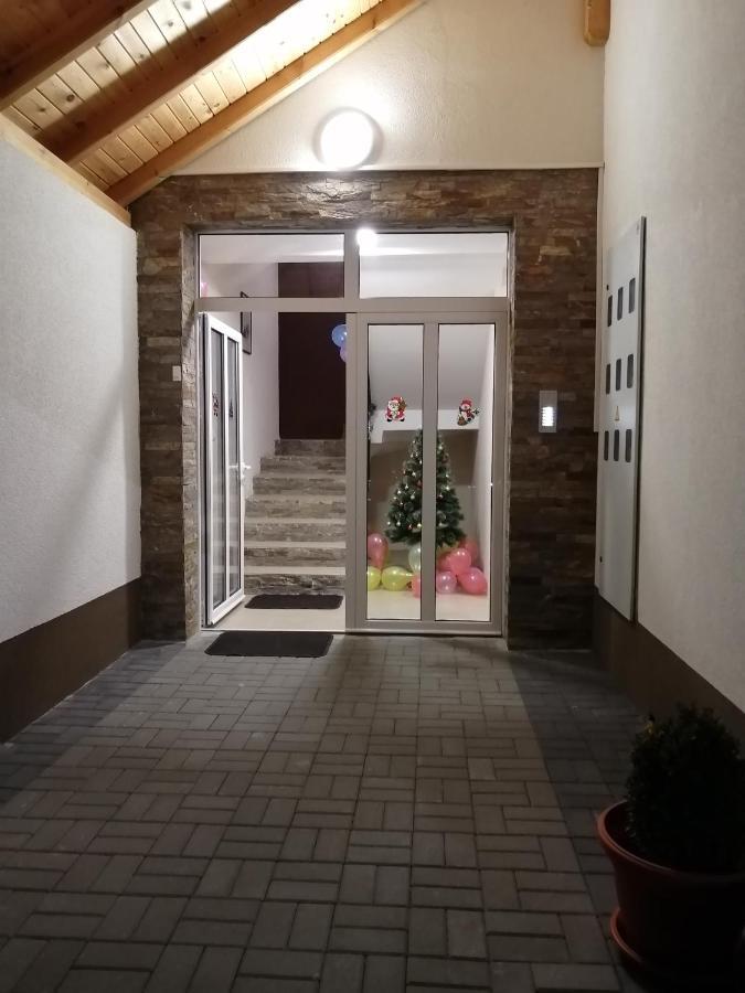 Mk Zlatibor Apartment Bagian luar foto